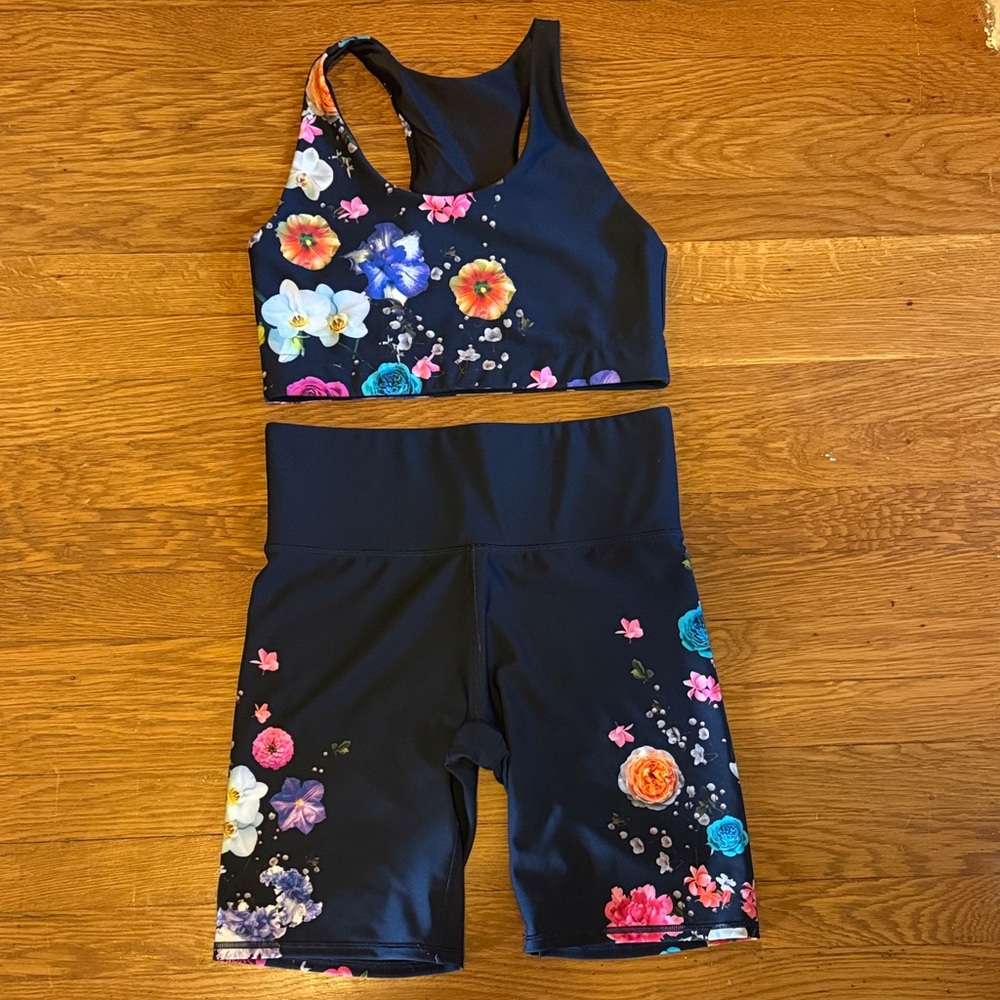 Terez Floral Sports Set - Black with Multicolor Accents